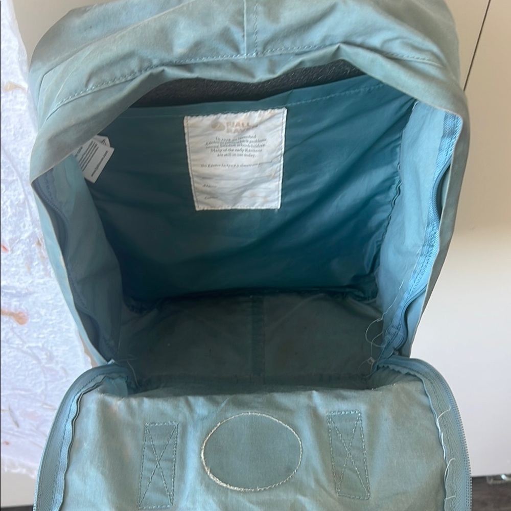Fjallraven Kånken Teal Backpack - Picture 2 of 4